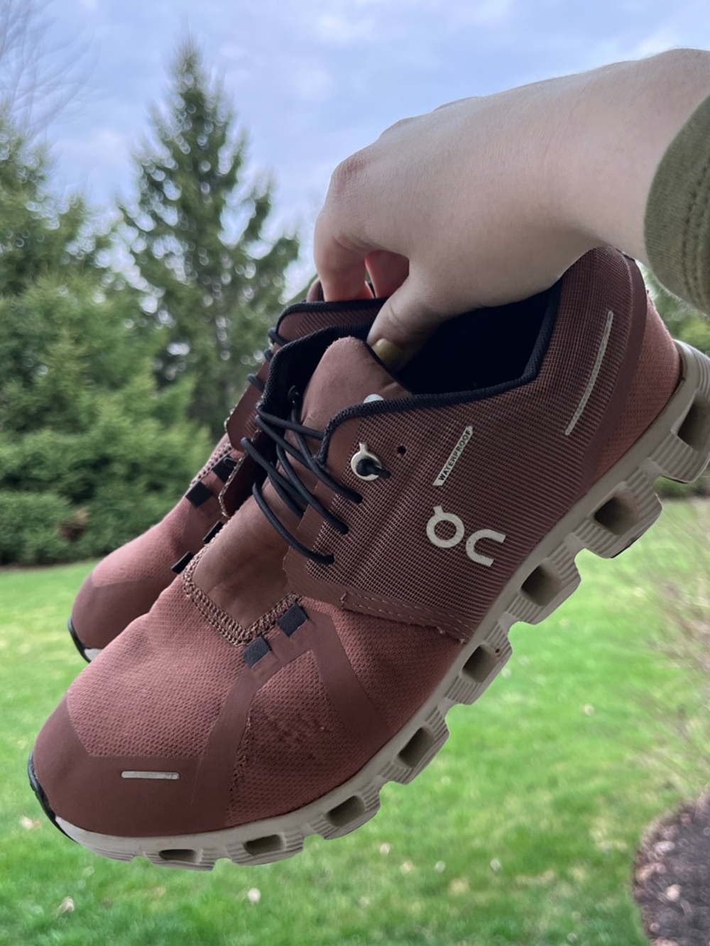 On Cloud 5 waterproof running shoes cocoa frost tennis shoes sneakers